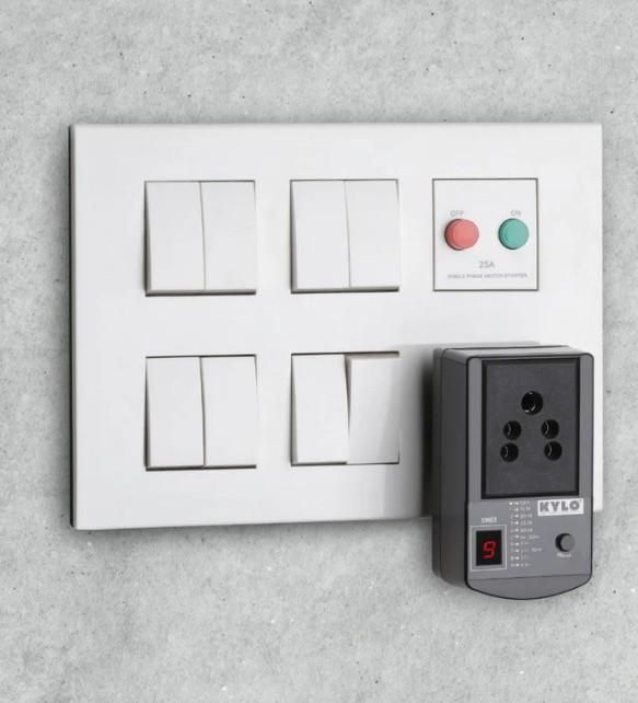 ⏱ Automatic Cut-Oﬀ Timer Switch Plug